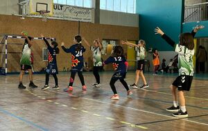 2 décembre 2023, HAND pour ELLES, L'AOG et le Comité Gard Handball pour promouvoir le Hand féminin!